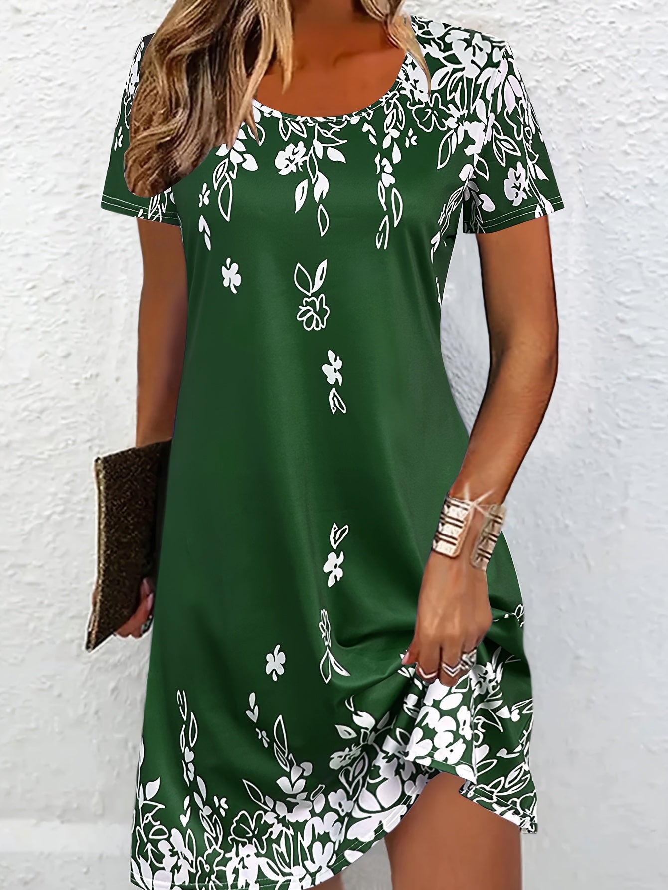 Geblümtes Vintage-Kleid