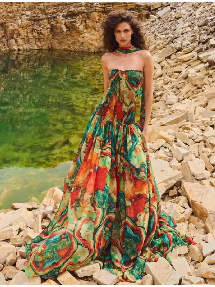 Valentina™ | Bedrucktes Abendkleid mit schulterfreiem Ausschnitt